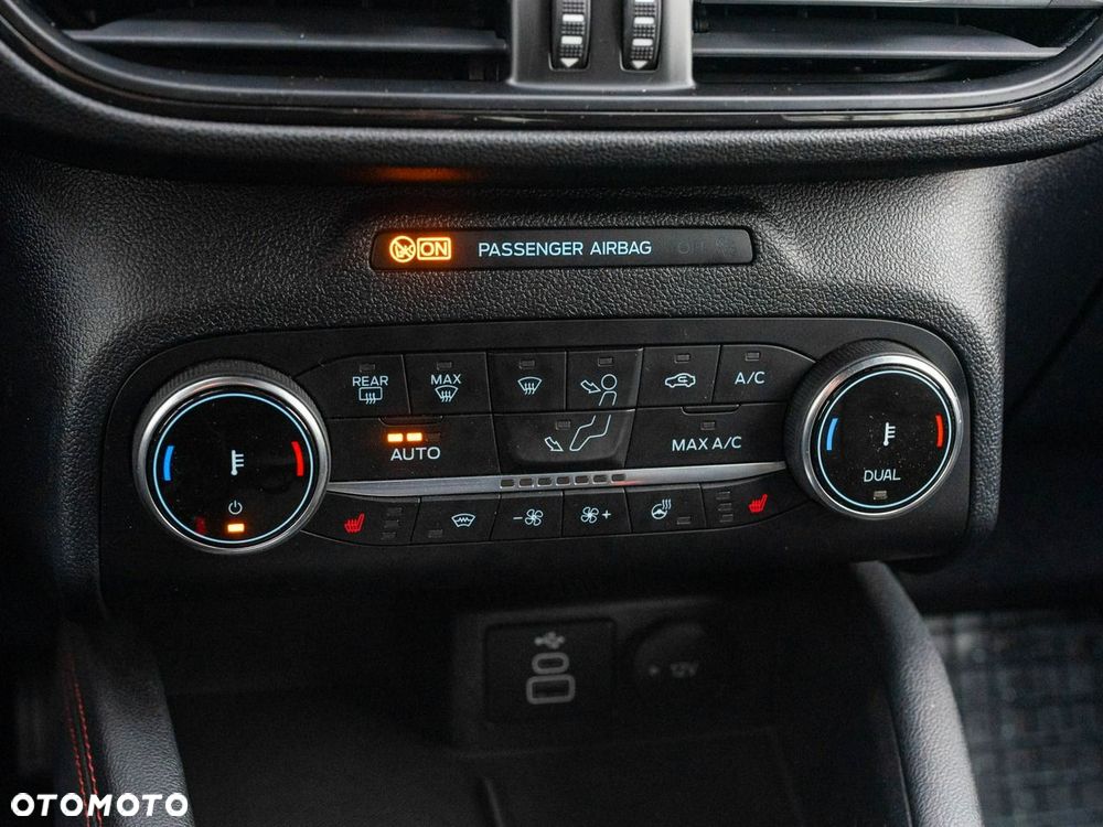 Ford Kuga - 16