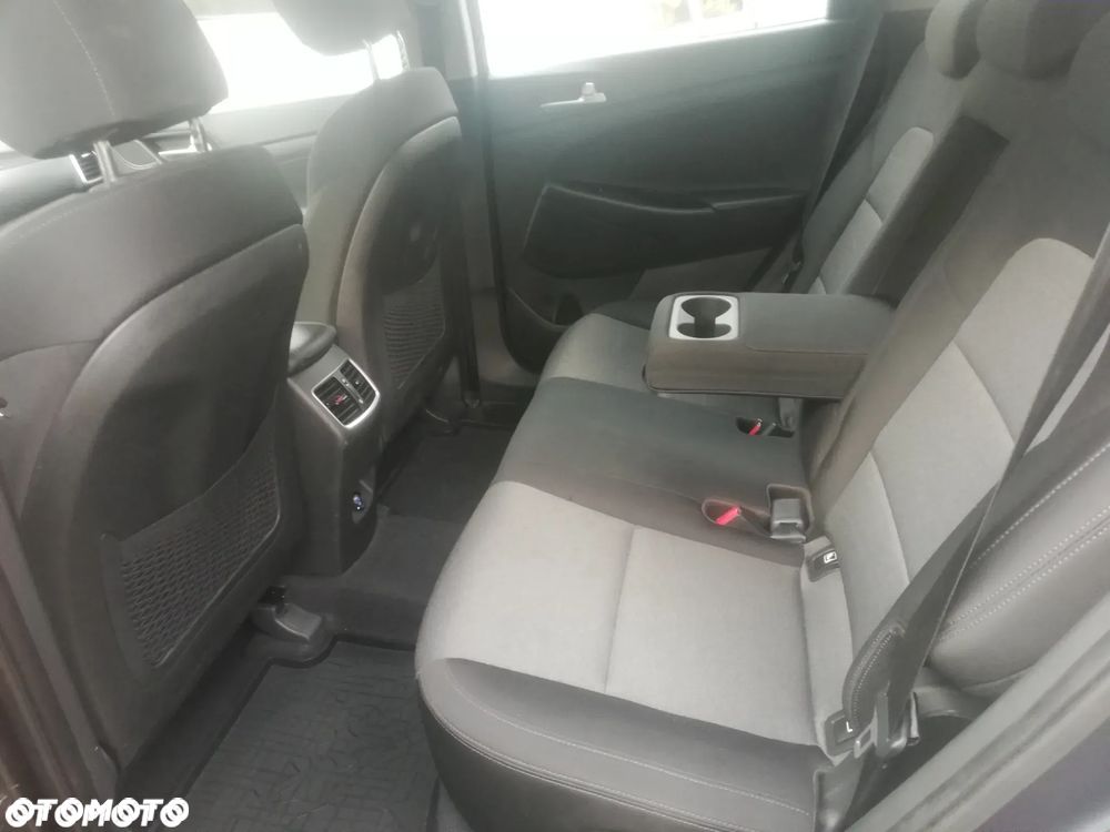 Hyundai Tucson 1.6 GDi 4WD Premium - 16