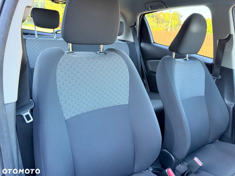 Toyota Yaris - 7