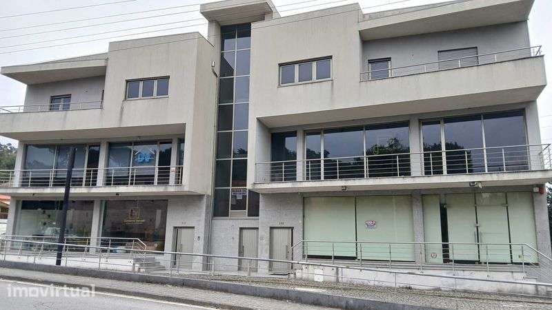 Espaço comercial ou restauração Paredes