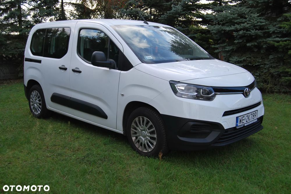 Toyota Proace City Verso Long 1.5 D-4D Business - 3