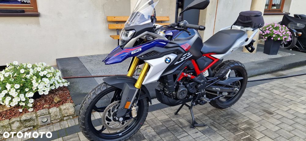 BMW G - 12