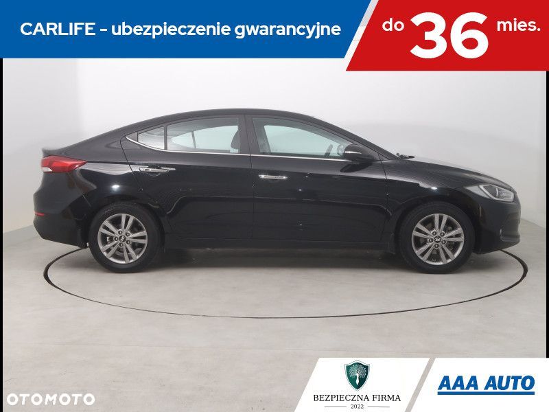 Hyundai Elantra - 7