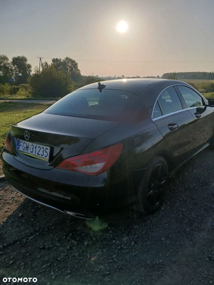 Mercedes-Benz CLA 250 7G-DCT - 8