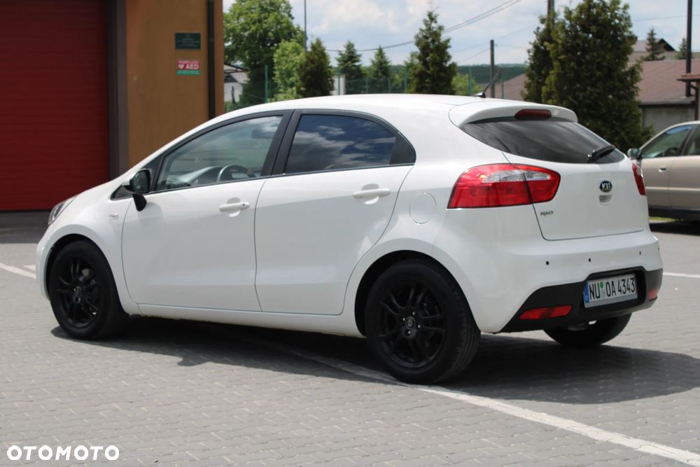 Kia Rio 1.2 Edition 7 - 4