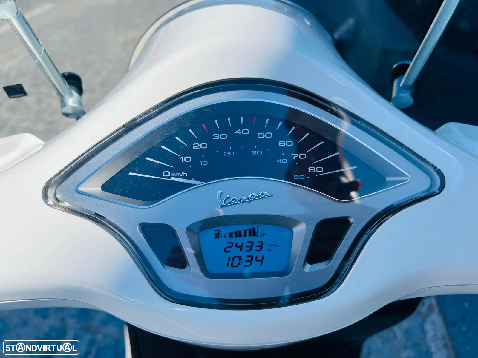 Vespa Primavera 50 2T - 12