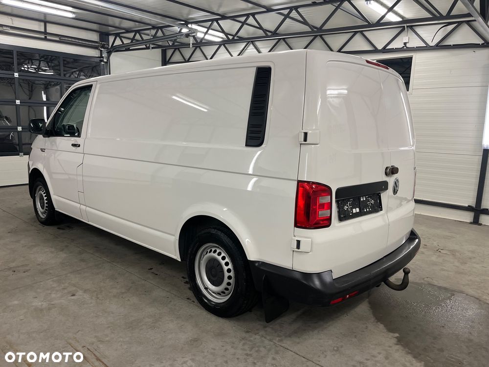 Volkswagen Transporter - 5