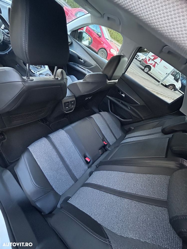 Peugeot 3008 - 10