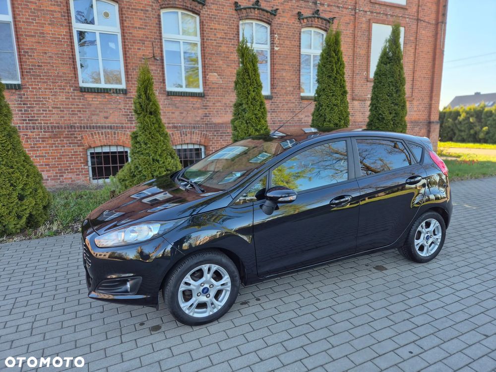 Ford Fiesta 1.25 Ambiente EU5 - 10