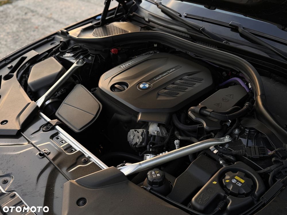 BMW Seria 5 520d MHEV Sport - 16