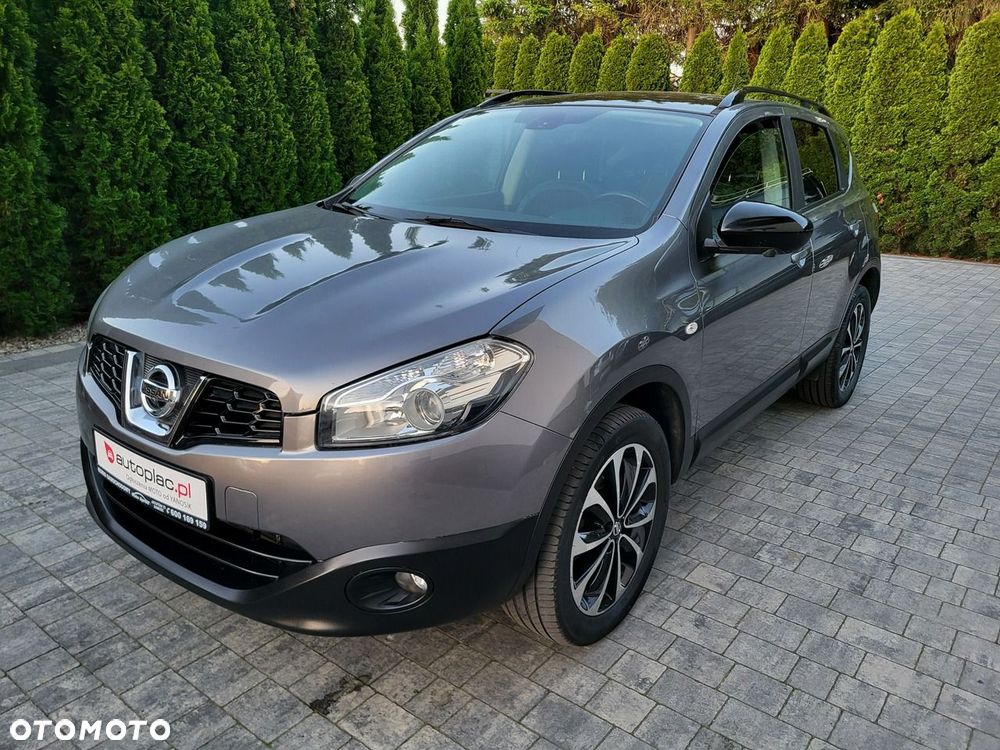 Nissan Qashqai - 2