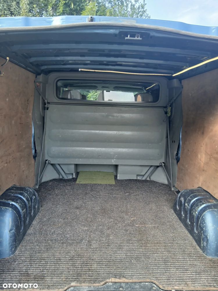 Opel Vivaro L2H1 2.9t - 7