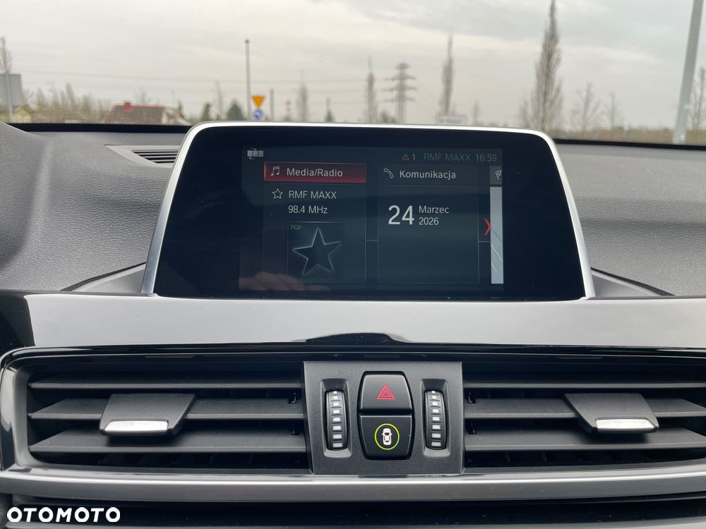 BMW X1 sDrive18i Sport Line - 27