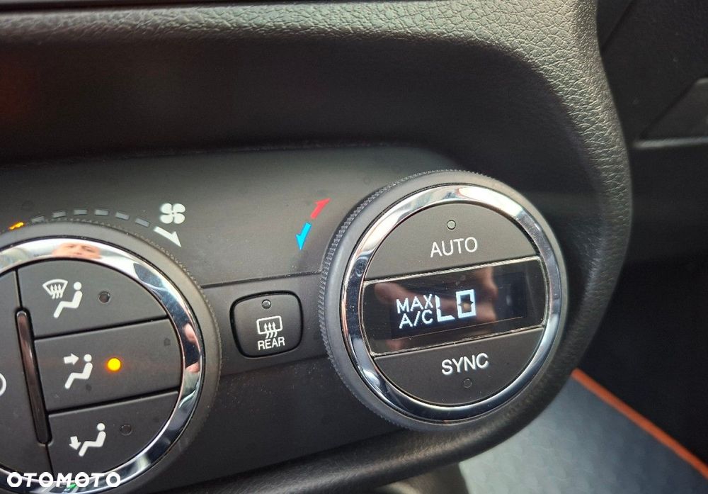 Jeep Renegade - 32