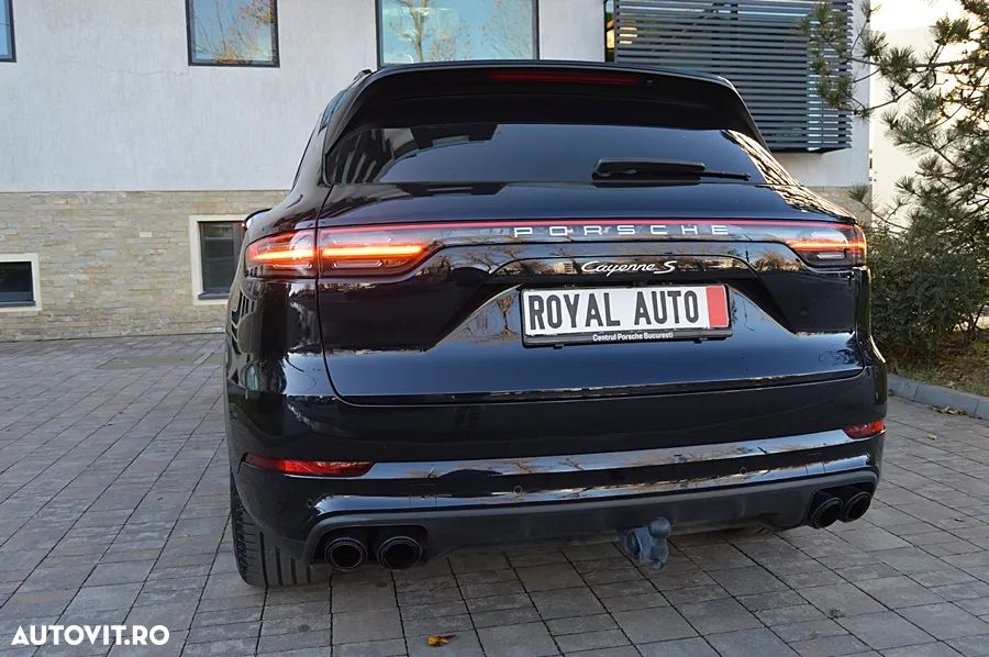 Porsche Cayenne S Tiptronic S Platinum Edition - 17