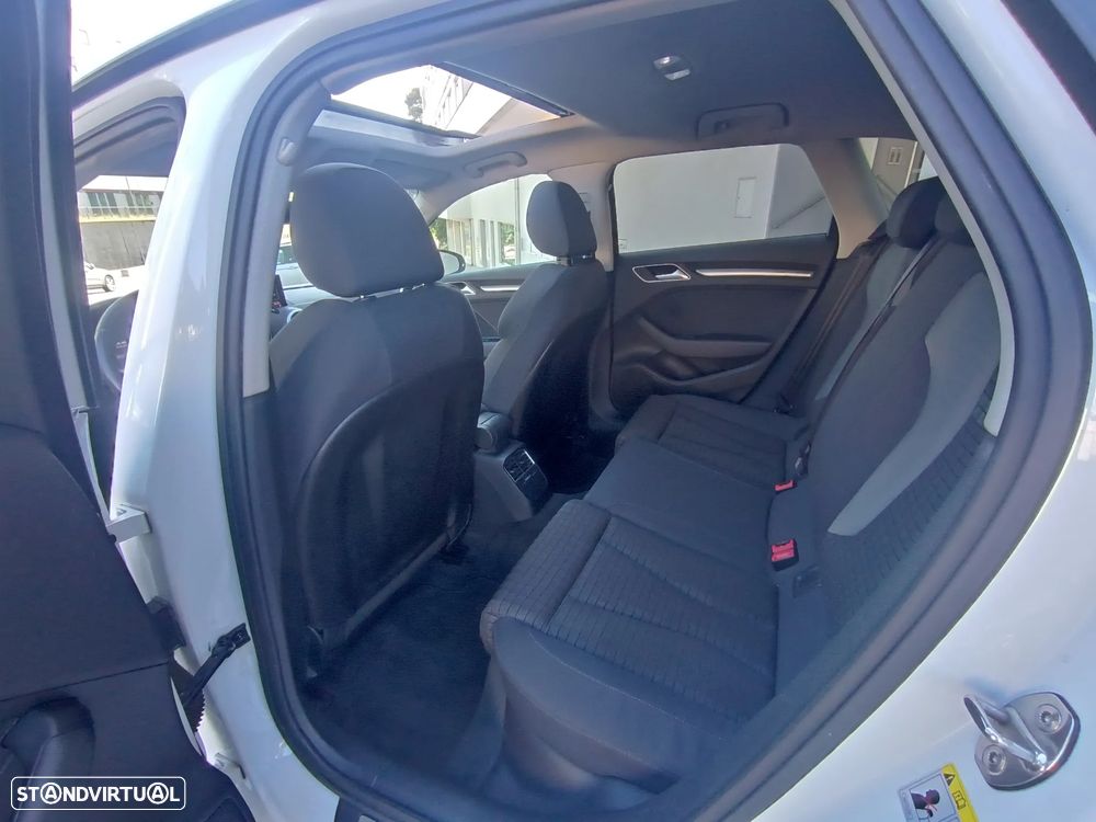 Audi A3 Sportback 1.6 TDI Sport - 29