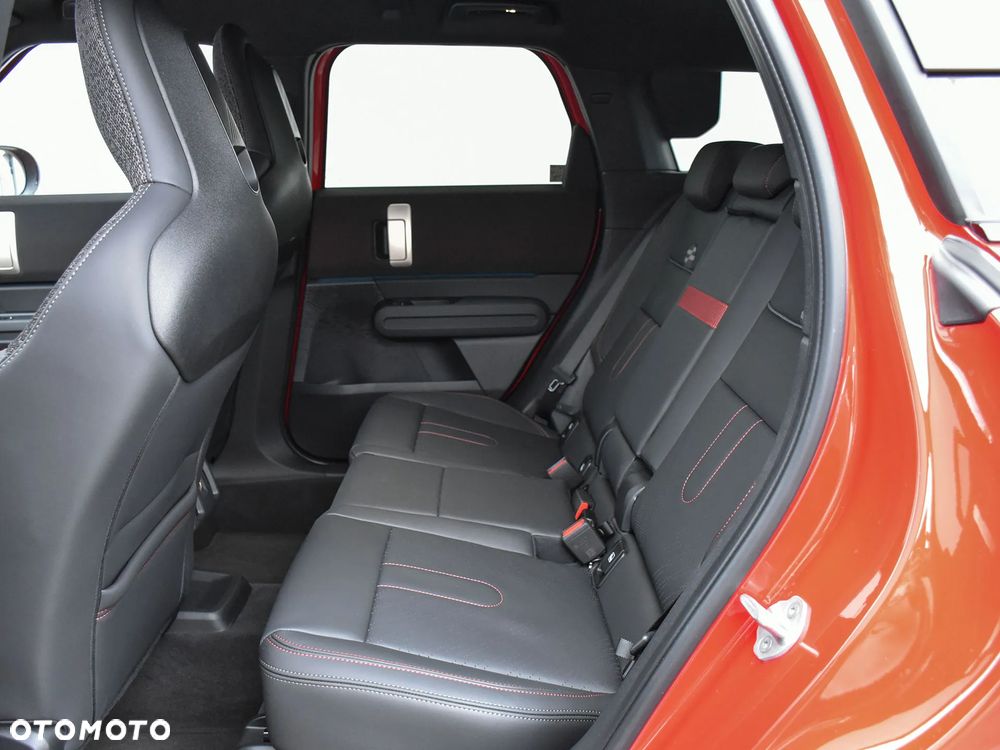 MINI Countryman S ALL4 John Cooper Works Trim - 28