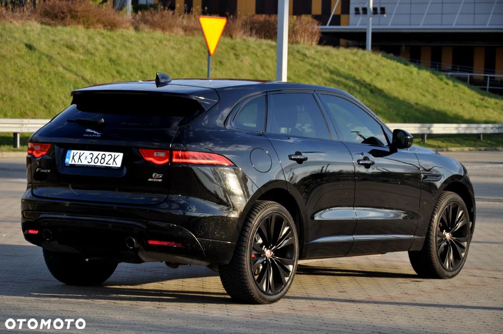 Jaguar F-Pace S AWD - 7