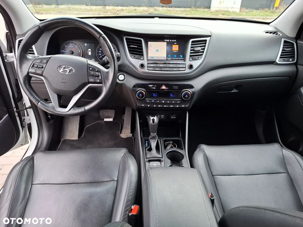 Hyundai Tucson blue 1.7 CRDi 2WD DCT Premium - 12