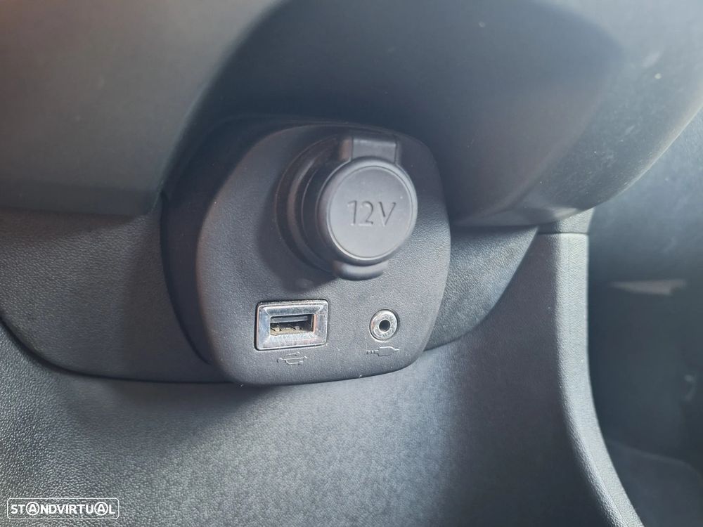 Toyota Aygo 1.0 X-Play+AC+X-Touch - 28