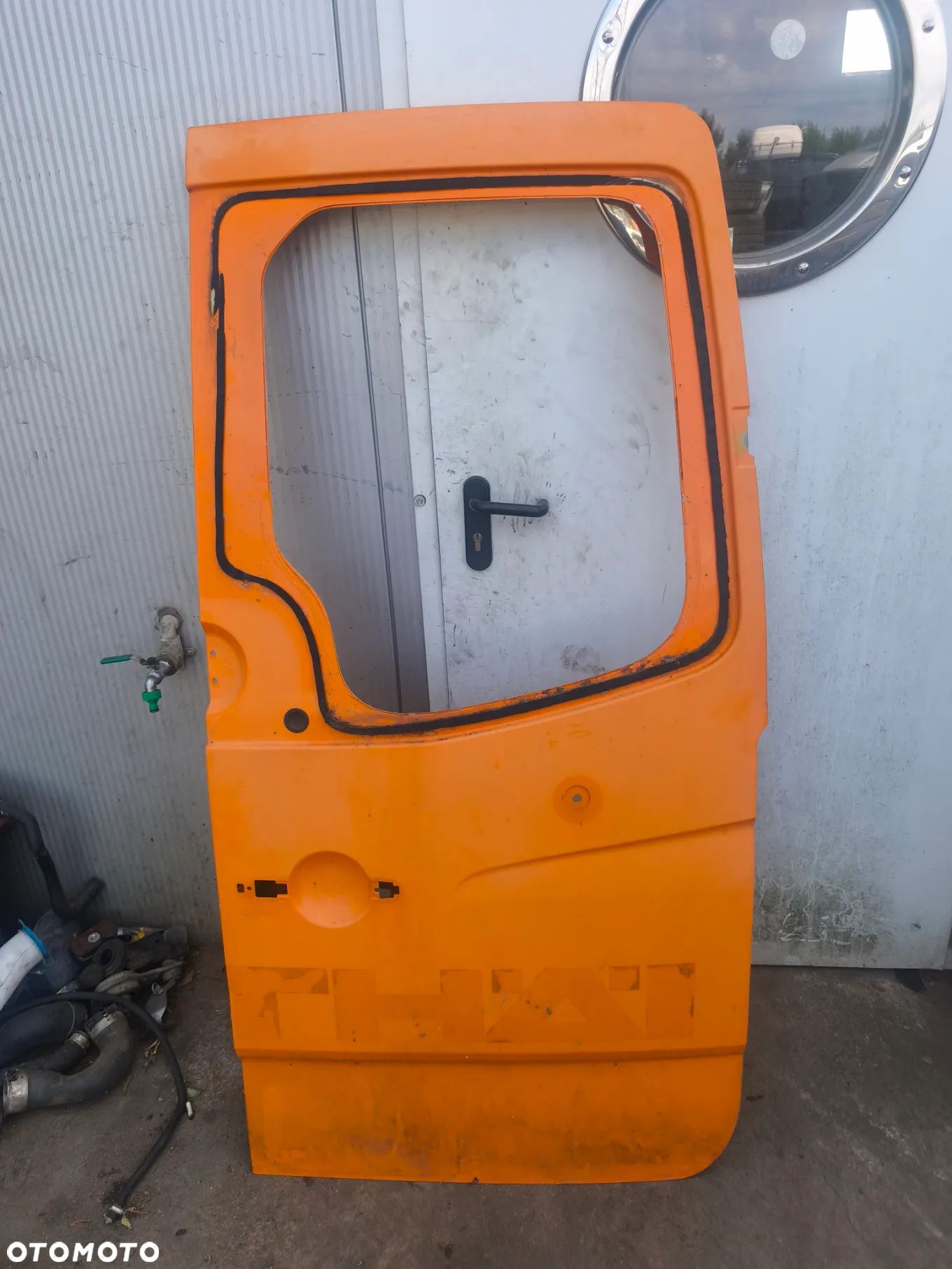 Drzwi tył tylne prawe Mercedes-Benz Sprinter w906 Crafter niskie H1 - 1