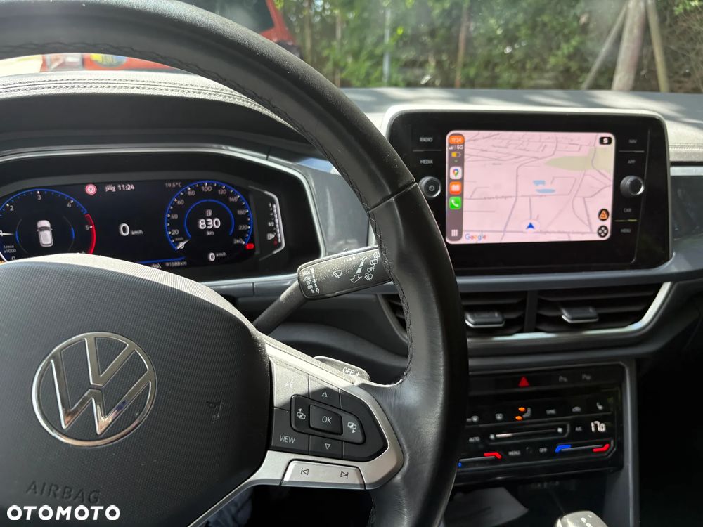 Volkswagen T-Roc - 3