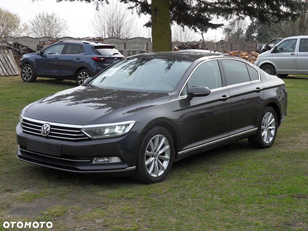 Volkswagen Passat 2.0 TDI SCR (BlueMotion Tech) 4Mot DSG Highline - 1