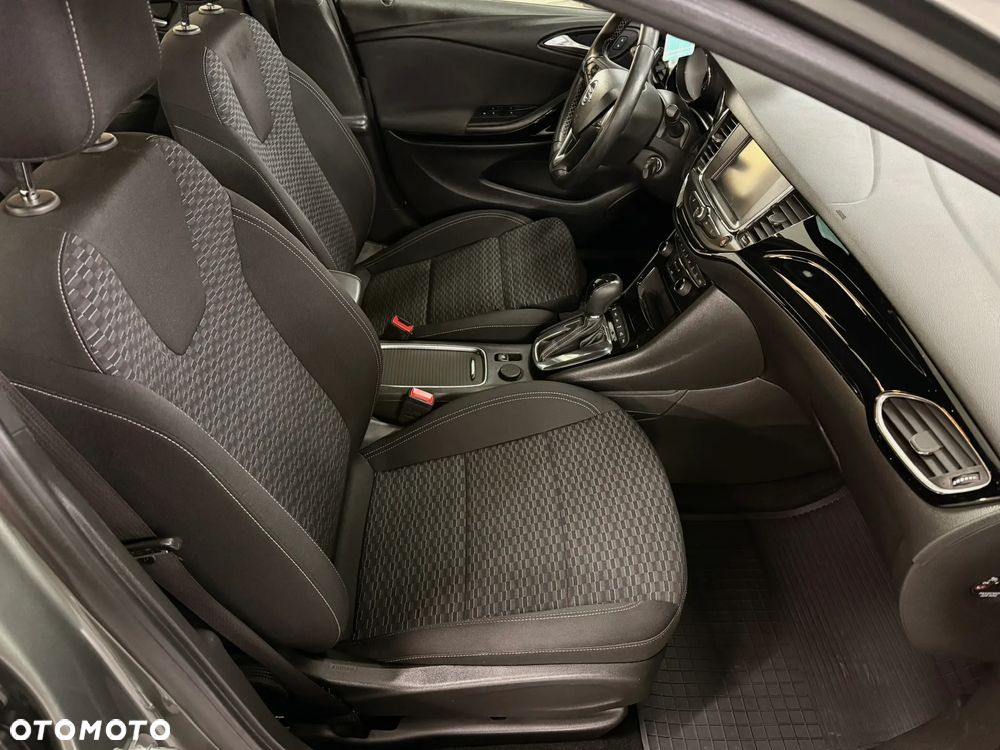 Opel Astra 1.4 T 120 Lat S&S - 12