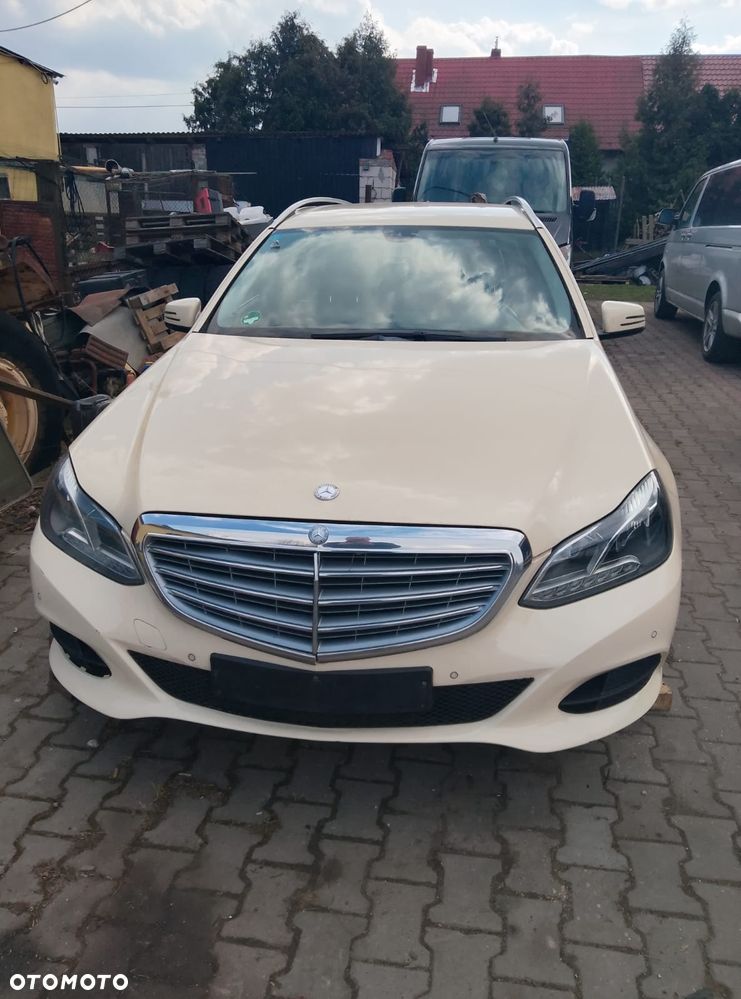 Mercedes-Benz Klasa E 200 BlueTEC 7G-TRONIC - 1