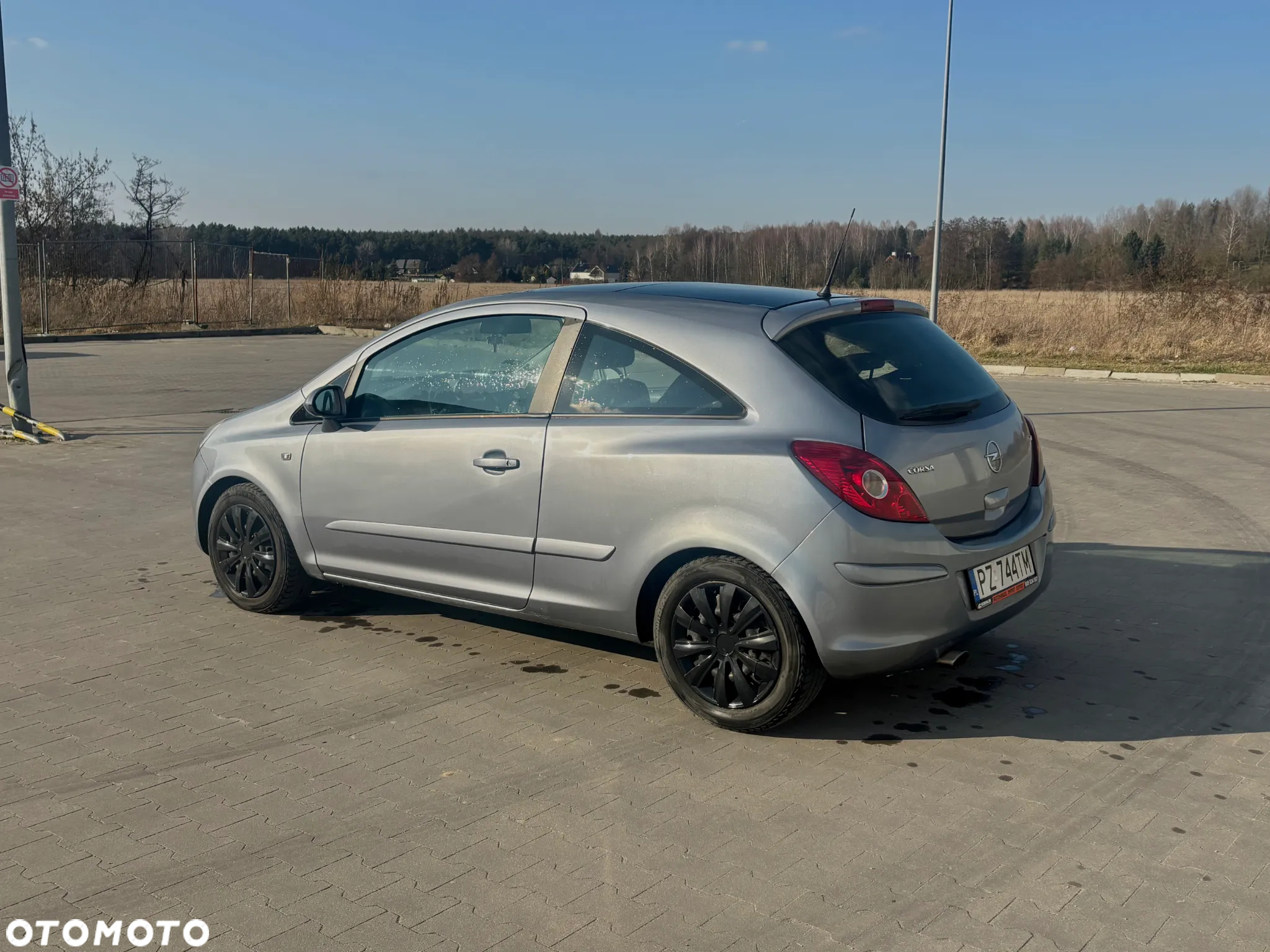 Opel Corsa 1.4 16V Enjoy - 6