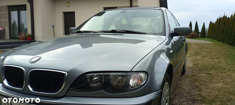 BMW Seria 3 318d - 14