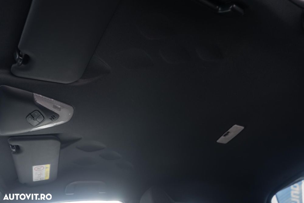 Toyota C-HR 1.8 HSD 4x2 CVT C-enter - 19