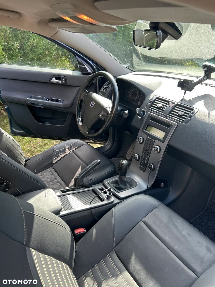 Volvo S40 1.6D - 12