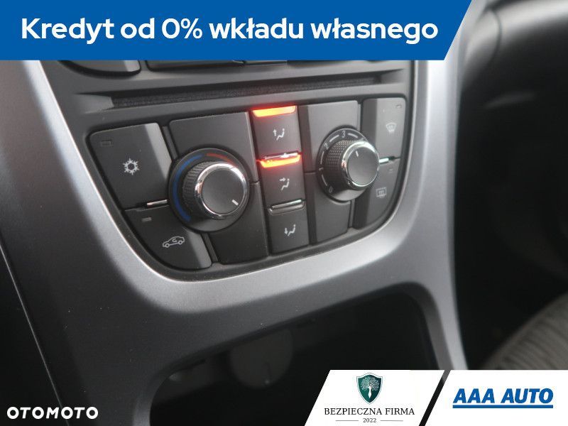 Opel Astra - 14