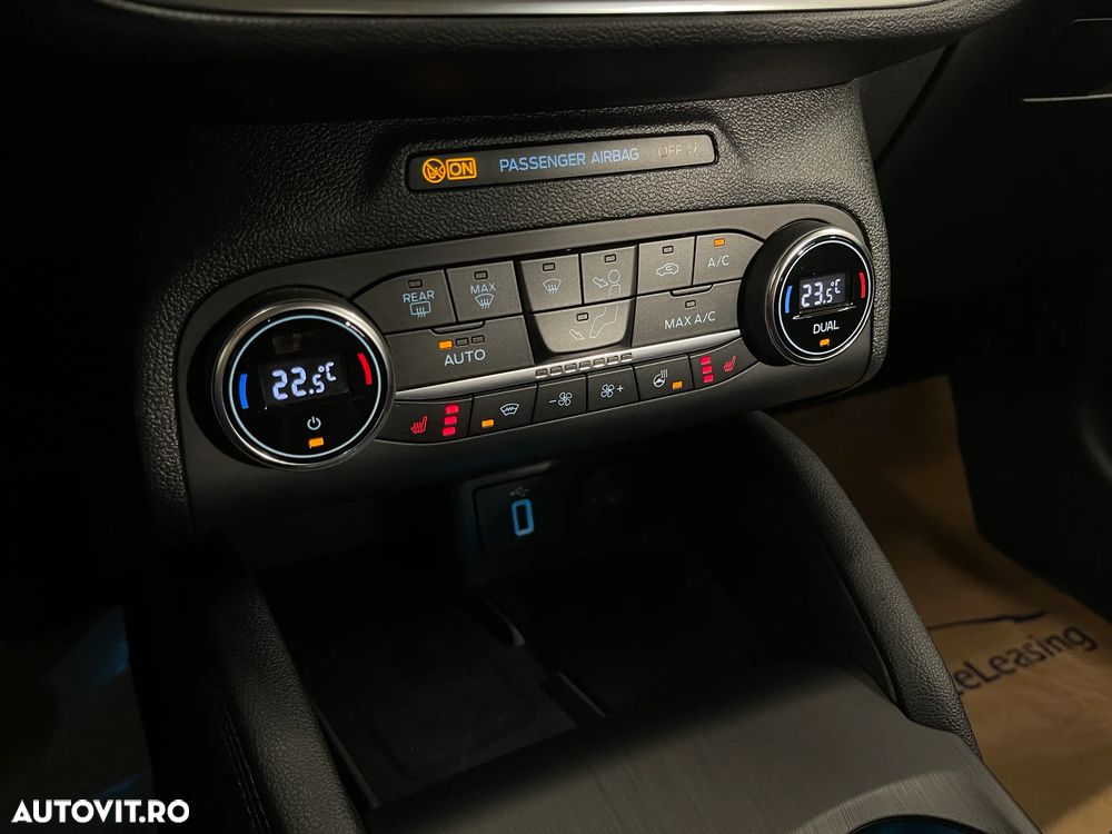 Ford Focus 1.5 EcoBlue Titanium - 20