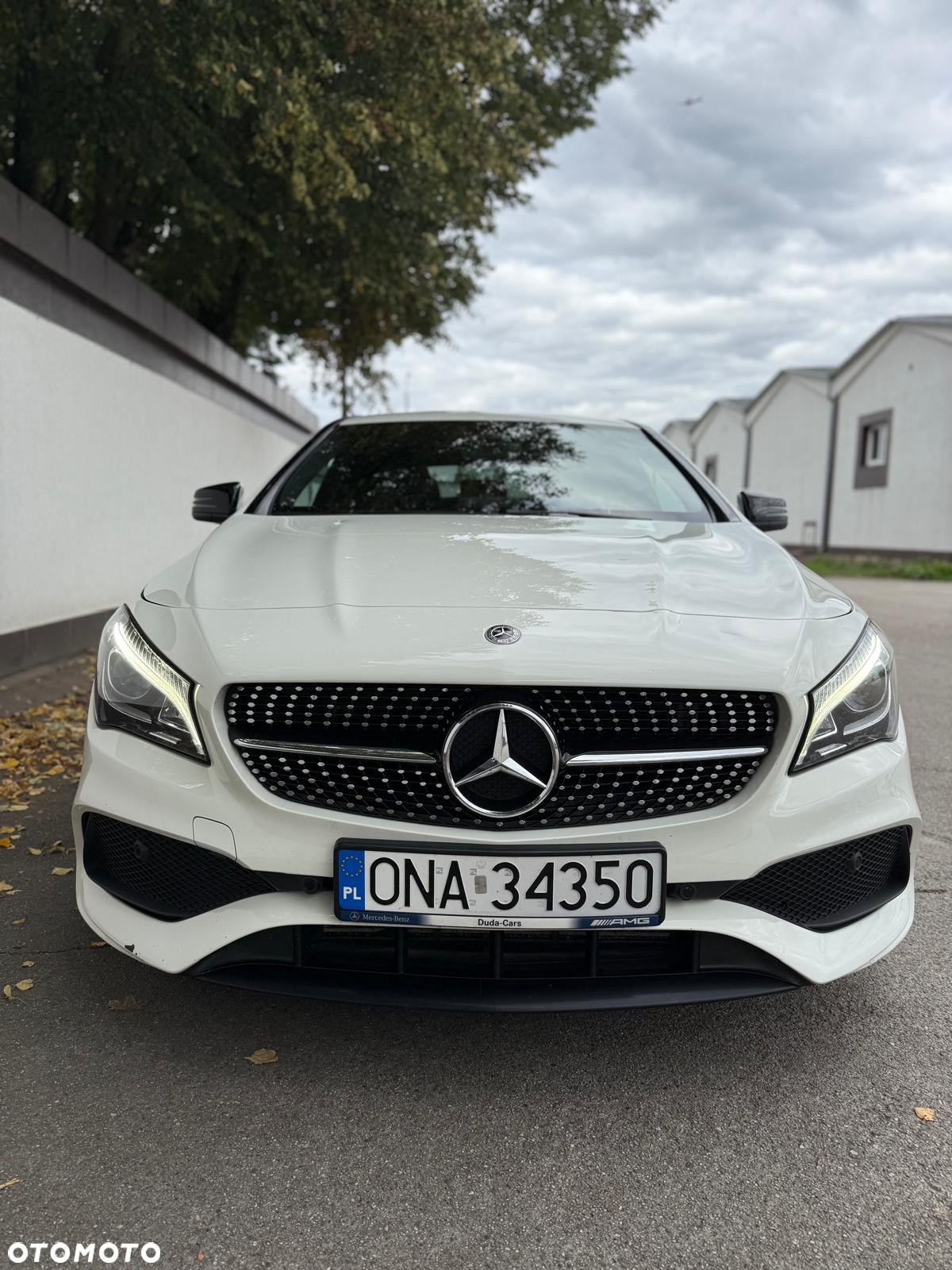 Mercedes-Benz CLA 200 7G-DCT AMG Line - 4