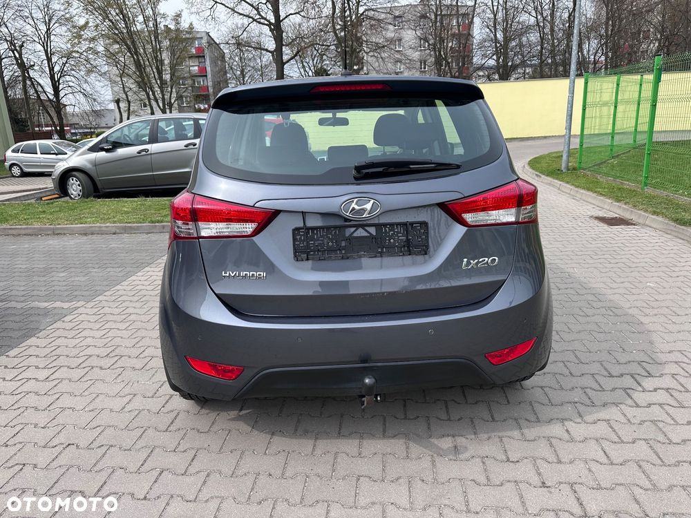 Hyundai ix20 1.6 Premium blue - 6