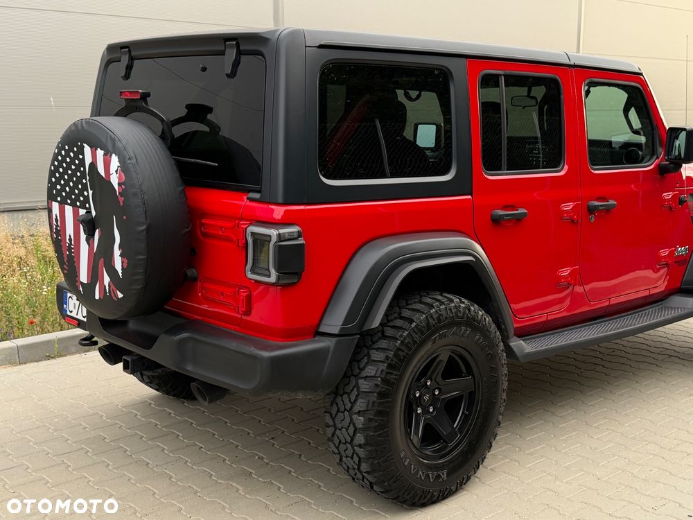 Jeep Wrangler - 12