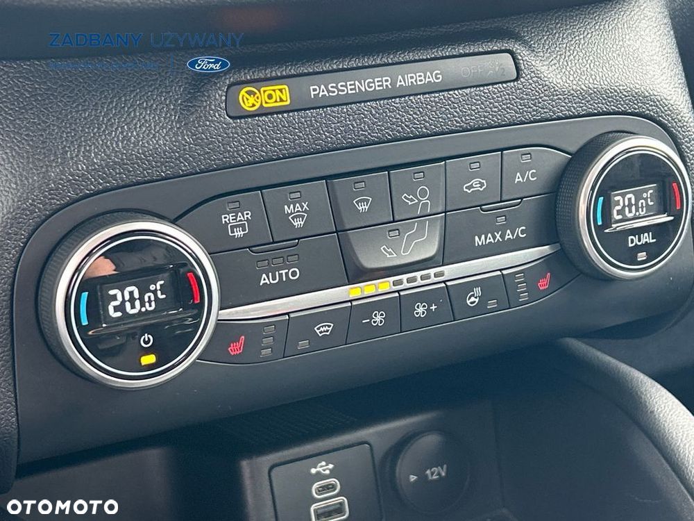 Ford Kuga - 25