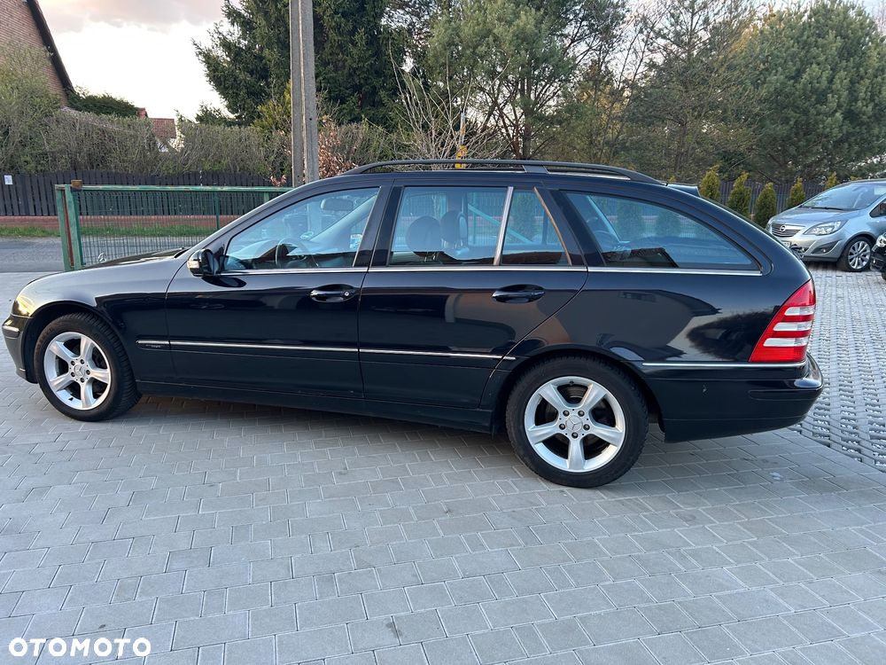 Mercedes-Benz Klasa C 200 Kompressor Automatik Avantgarde Sport Edition - 5