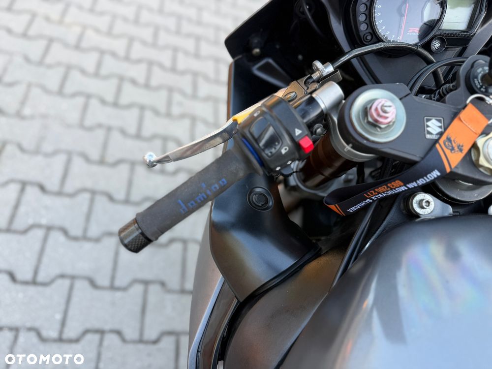 Suzuki GSX-R - 29