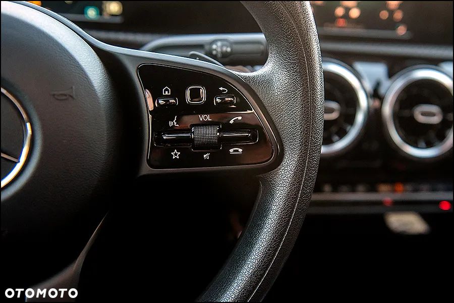 Mercedes-Benz CLA - 17