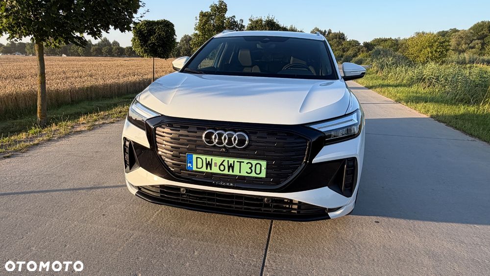 Audi Q4 e-tron - 5
