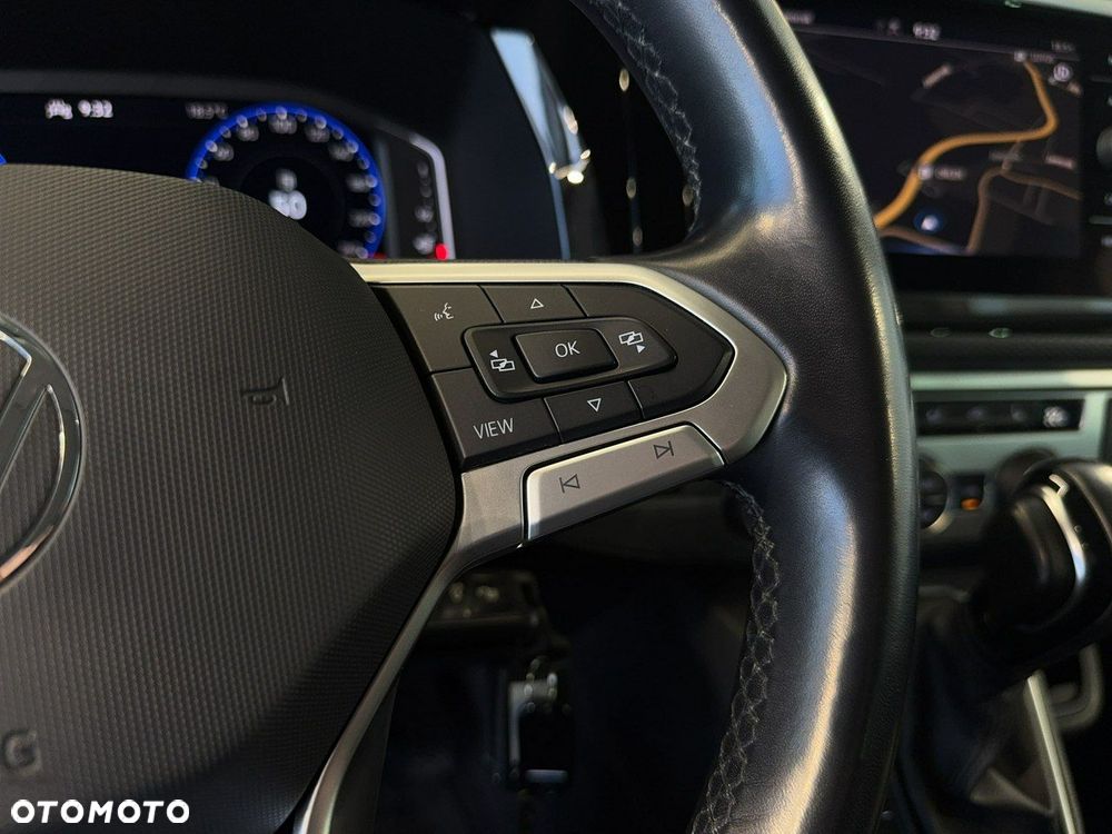 Volkswagen Multivan - 22