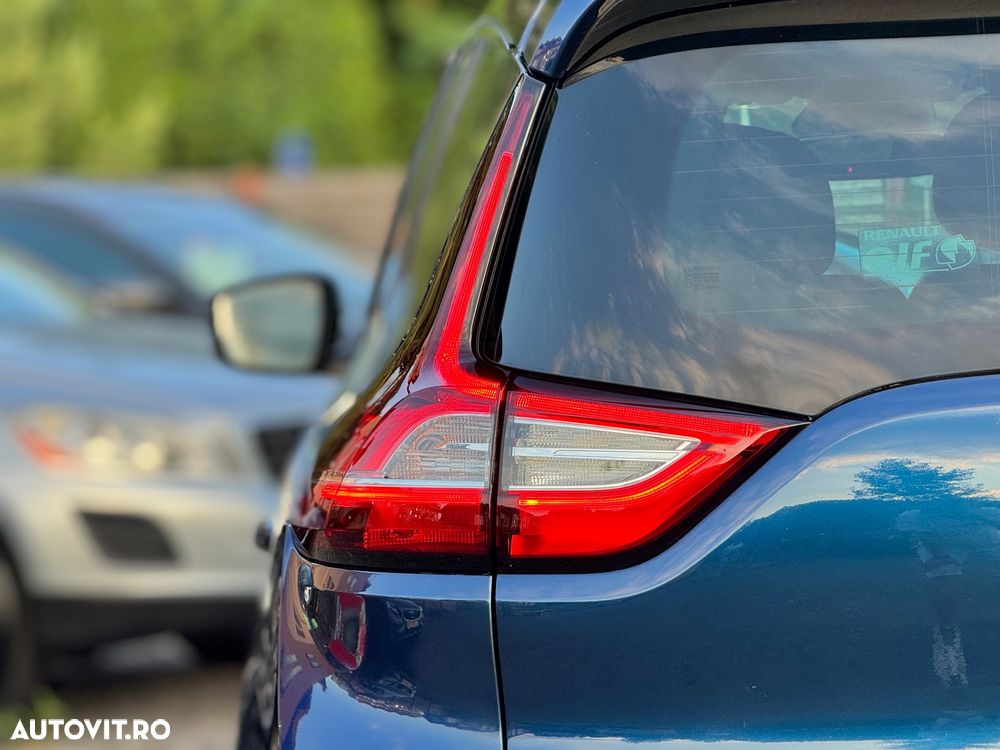 Renault Grand Scenic ENERGY dCi 160 EDC INITIALE PARIS - 18
