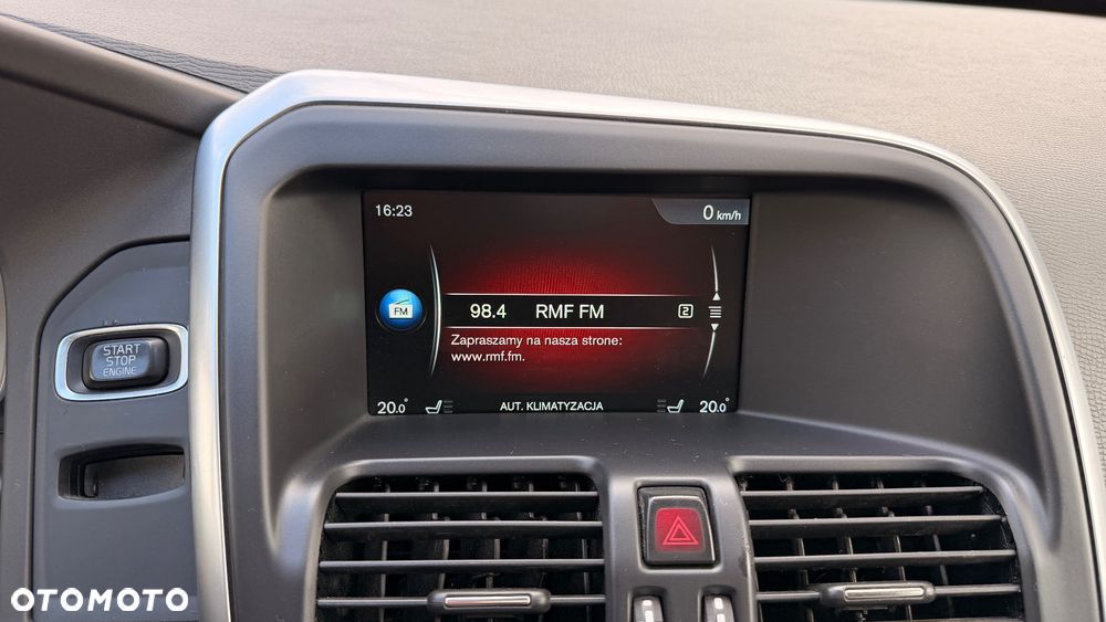 Volvo XC 60 D4 Geartronic Summum - 36