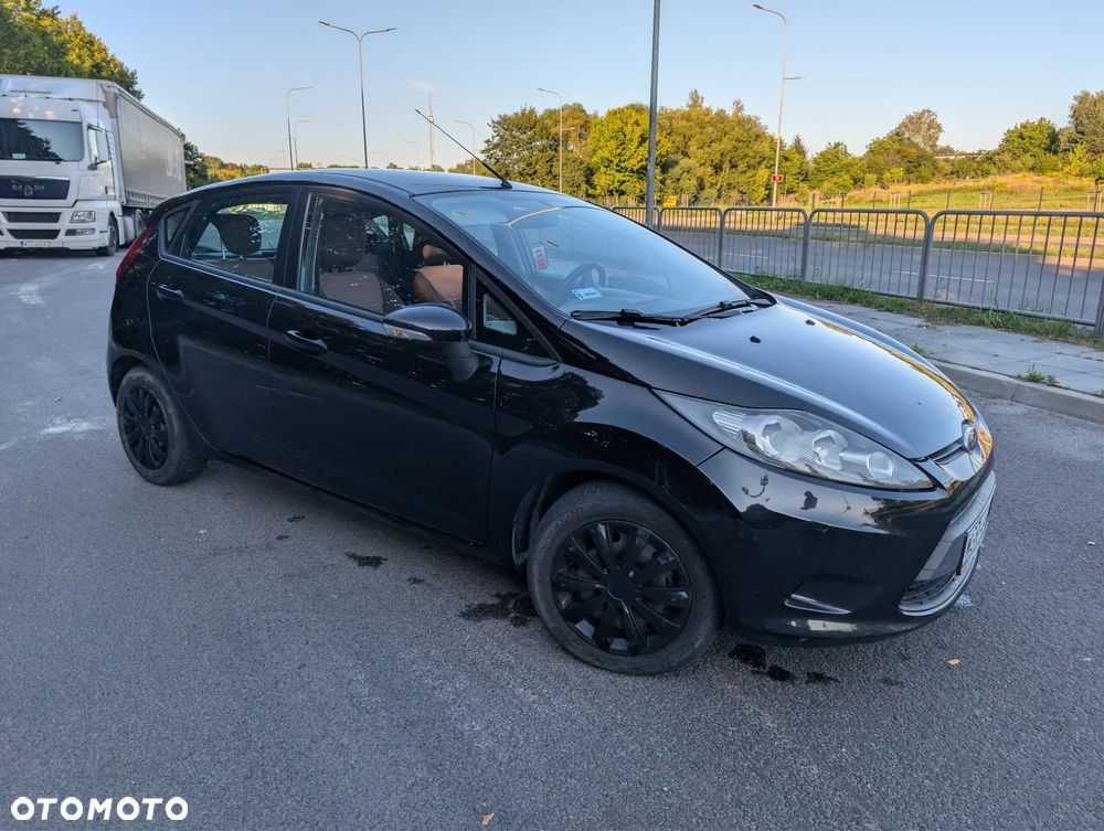 Ford Fiesta 1.6 TDCi Titanium - 2