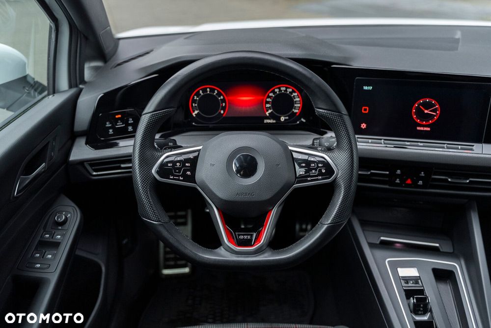 Volkswagen Golf - 39