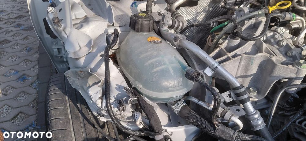 Nissan Juke 1.0 DIG-T N-Connecta - 12