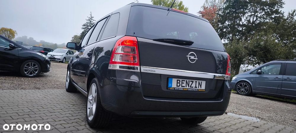 Opel Zafira 1.8 Sport - 31